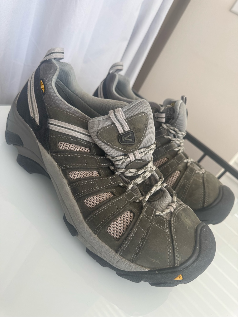 Keen Men's Grey Utility Flint Low Steel Toe Work Sneakers Sz 12D